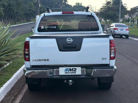 NISSAN Frontier 2.3 16V LE 4X4 CABINE DUPLA BI-TURBO DIESEL AUTOM�TICO, Foto 8