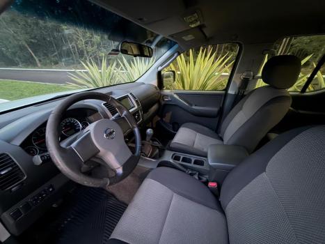 NISSAN Frontier 2.3 16V LE 4X4 CABINE DUPLA BI-TURBO DIESEL AUTOM�TICO, Foto 9