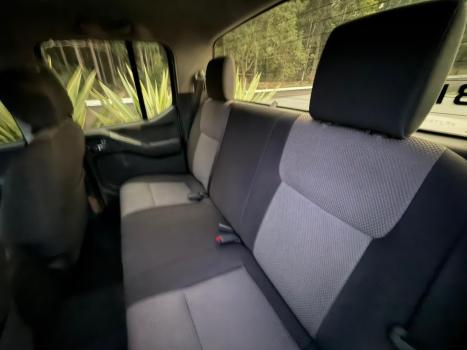 NISSAN Frontier 2.3 16V LE 4X4 CABINE DUPLA BI-TURBO DIESEL AUTOM�TICO, Foto 10