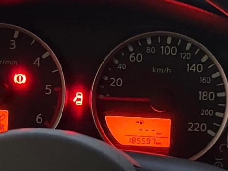 NISSAN Frontier 2.3 16V LE 4X4 CABINE DUPLA BI-TURBO DIESEL AUTOM�TICO, Foto 12
