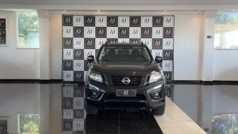 NISSAN Frontier 2.3 ATTACK CABINE DUPLA 4X4 BI-TURBO DIESEL AUTOM�TICO, Foto 2