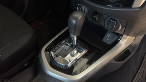 NISSAN Frontier 2.3 ATTACK CABINE DUPLA 4X4 BI-TURBO DIESEL AUTOM�TICO, Foto 15