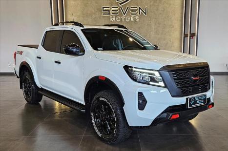 NISSAN Frontier 2.3 16V PRO4X CABINE DUPLA 4X4 BI-TURBO DIESEL AUTOM�TICO, Foto 7