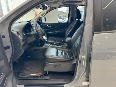 NISSAN Frontier 2.3 16V PRO4X CABINE DUPLA 4X4 BI-TURBO DIESEL AUTOMÁTICO, Foto 5