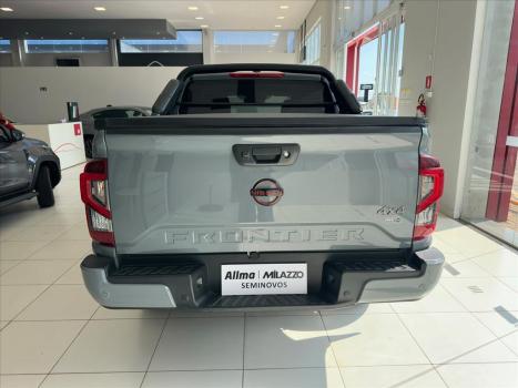 NISSAN Frontier 2.3 16V PRO4X CABINE DUPLA 4X4 BI-TURBO DIESEL AUTOMÁTICO, Foto 11