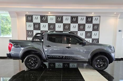 NISSAN Frontier 2.3 ATTACK CABINE DUPLA 4X4 BI-TURBO DIESEL AUTOMÁTICO, Foto 4