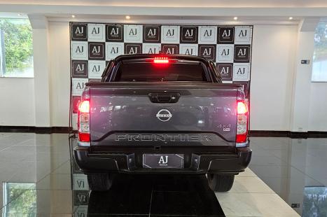 NISSAN Frontier 2.3 ATTACK CABINE DUPLA 4X4 BI-TURBO DIESEL AUTOMÁTICO, Foto 5