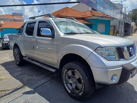 NISSAN Frontier 2.5 4X4 LE CABINE DUPLA TURBO DIESEL AUTOMTICO, Foto 3