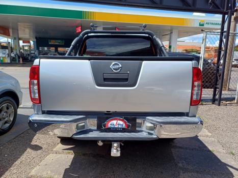 NISSAN Frontier 2.5 4X4 LE CABINE DUPLA TURBO DIESEL AUTOMTICO, Foto 6