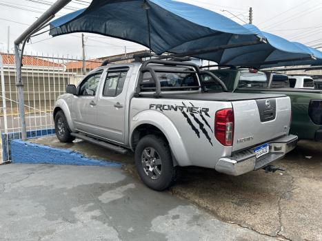 NISSAN Frontier 2.5 16V 4X4 SV ATTACK TURBO DIESEL CABINE DUPLA, Foto 2