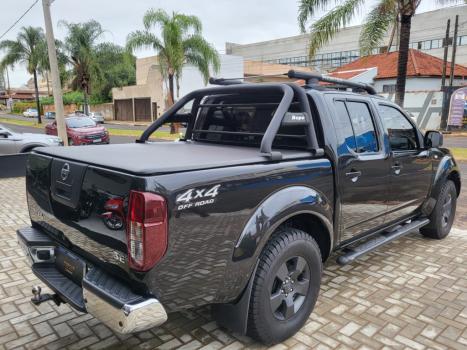NISSAN Frontier 2.5 SE 4X4 TURBO DIESEL CABINE DUPLA, Foto 4