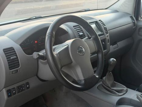 NISSAN Frontier 2.5 S 4X4 TURBO DIESEL CABINE DUPLA, Foto 5