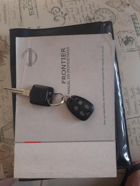 NISSAN Frontier 2.5 XE 4X4 TURBO DIESEL CABINE DUPLA, Foto 8