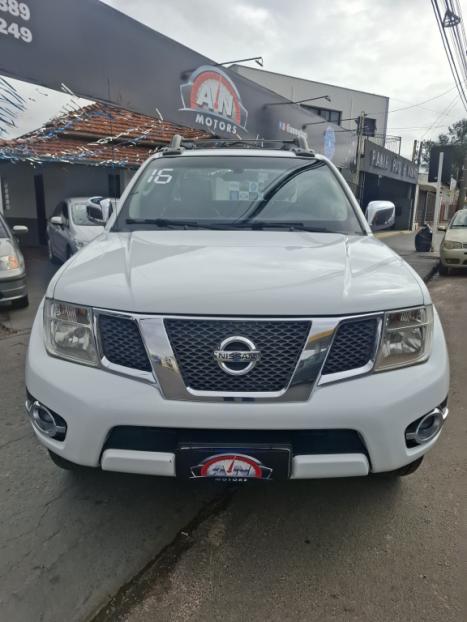 NISSAN Frontier 2.5 SL 4X4 TURBO DIESEL CABINE DUPLA AUTOMÁTICO, Foto 2