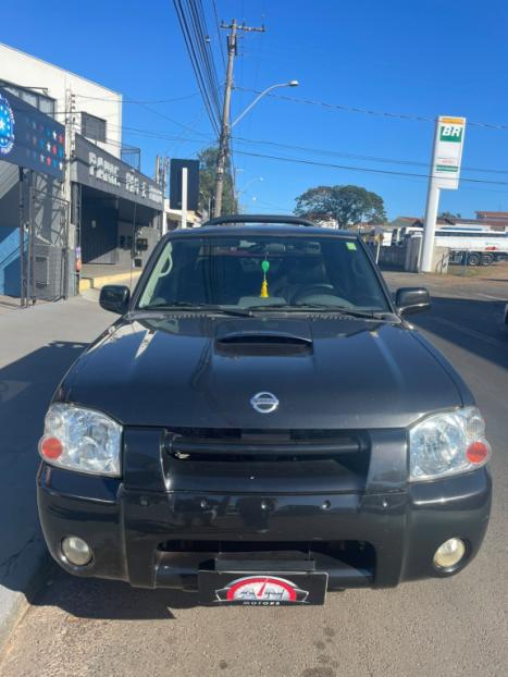 NISSAN Frontier 2.8 SE 4X4 TURBO DIESEL CABINE DUPLA, Foto 2