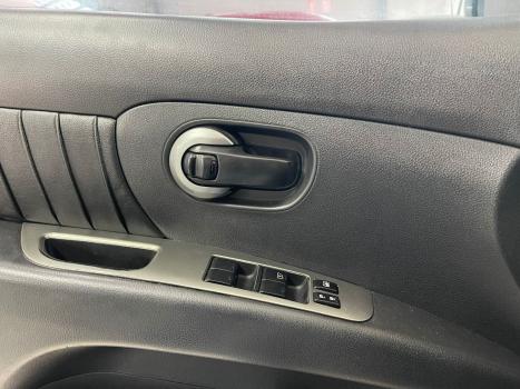 NISSAN Grand Livina 1.8 16V 4P SL FLEX AUTOMTICO, Foto 6