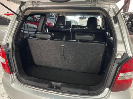 NISSAN Grand Livina 1.8 16V 4P SL FLEX AUTOMTICO, Foto 9