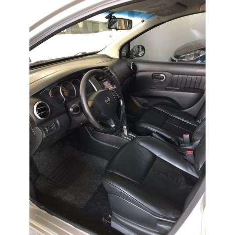 NISSAN Grand Livina 1.8 16V 4P SL FLEX AUTOM�TICO, Foto 9