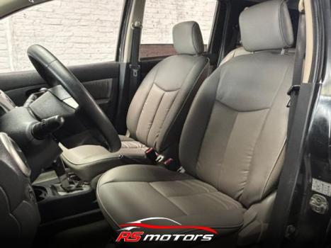 NISSAN Grand Livina 1.8 16V 4P SL FLEX AUTOM�TICO, Foto 6