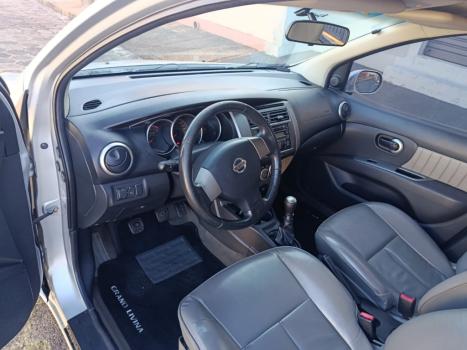 NISSAN Grand Livina 1.8 16V 4P SL FLEX, Foto 11