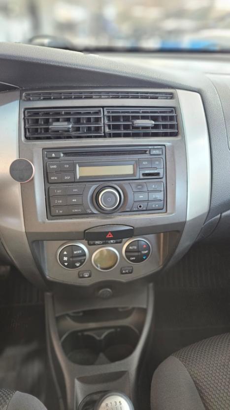 NISSAN Grand Livina 1.8 16V 4P FLEX S, Foto 12