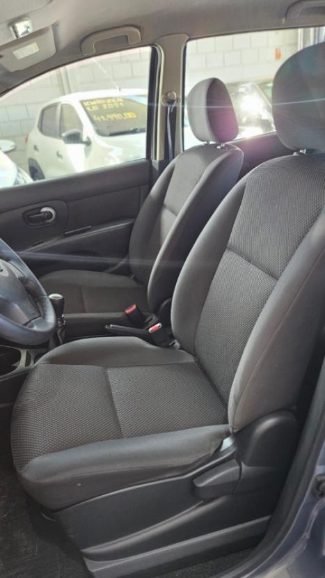 NISSAN Grand Livina 1.8 16V 4P FLEX S, Foto 13