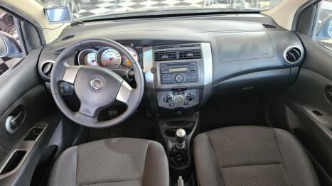 NISSAN Grand Livina 1.8 16V 4P FLEX S, Foto 15