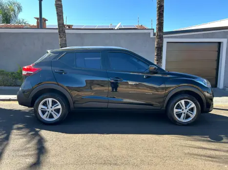 NISSAN Kicks 1.6 16V 4P FLEXSTART S DIRECT X-TRONIC AUTOMÁTICO CVT, Foto 7 NISSAN Kicks 1.6 16V 4P FLEXSTART S DIRECT X-TRONIC AUTOMÁTICO CVT, Foto 7