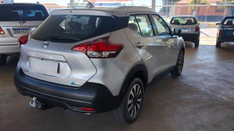 NISSAN Kicks 1.6 16V 4P FLEXSTART S X-TRONIC AUTOM�TICO CVT, Foto 4