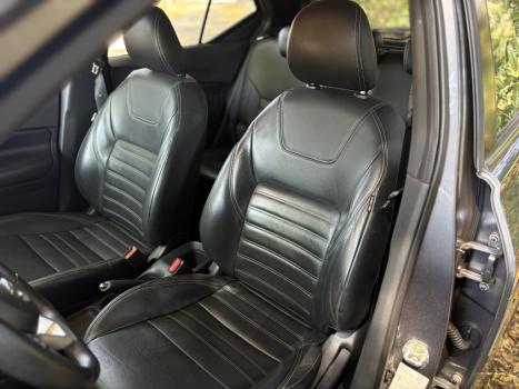 NISSAN Kicks 1.6 16V 4P FLEXSTART SL X-TRONIC AUTOMÁTICO CVT, Foto 6 NISSAN Kicks 1.6 16V 4P FLEXSTART SL X-TRONIC AUTOMÁTICO CVT, Foto 6