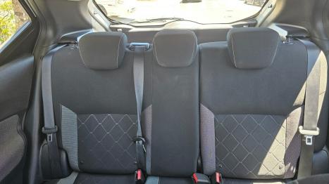 NISSAN Kicks 1.6 16V 4P FLEXSTART S DIRECT X-TRONIC AUTOMTICO CVT, Foto 9