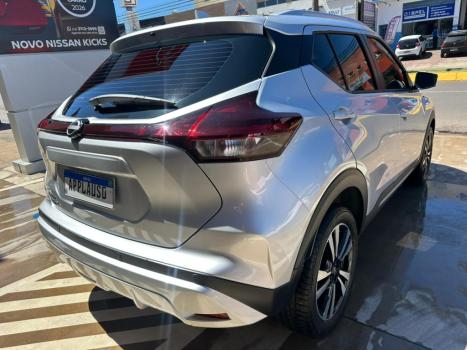 NISSAN Kicks 1.6 16V 4P FLEXSTART ADVANCE PLUS XTRONIC AUTOM�TICO CVT, Foto 4