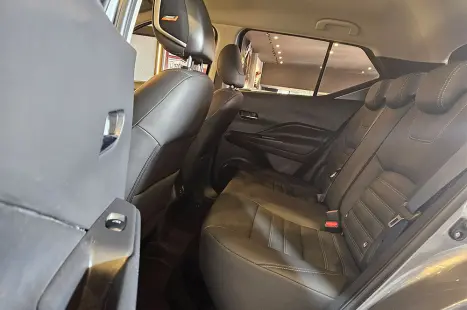 NISSAN Kicks 1.6 16V 4P FLEXSTART EXCLUSIVE XTRONIC AUTOM�TICO CVT, Foto 19