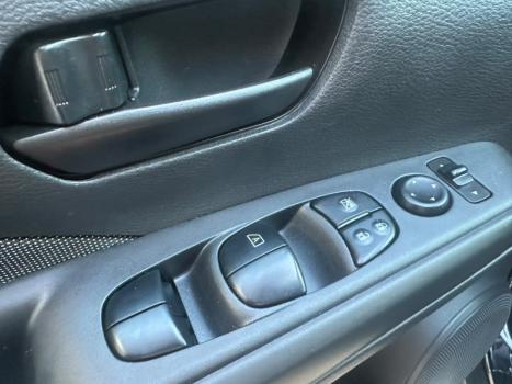 NISSAN Kicks 1.6 16V 4P FLEXSTART S DIRECT X-TRONIC AUTOM�TICO CVT, Foto 10