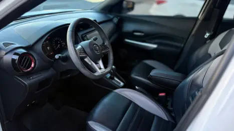 NISSAN Kicks 1.6 16V 4P FLEXSTART XPLAY XTRONIC AUTOM�TICO CVT, Foto 9