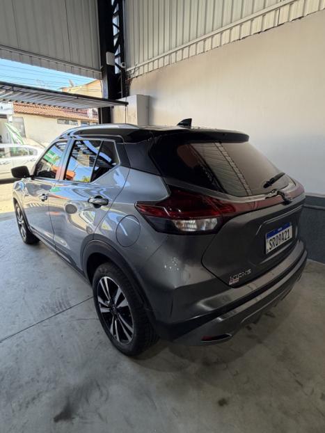 NISSAN Kicks 1.6 16V 4P FLEXSTART EXCLUSIVE XTRONIC AUTOM�TICO CVT, Foto 4