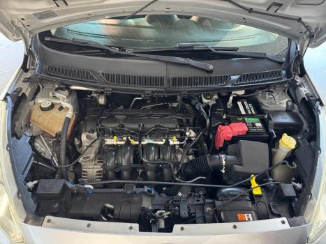 NISSAN Kicks 1.6 16V 4P FLEXSTART SENSE XTRONIC AUTOMÁTICO CVT, Foto 17