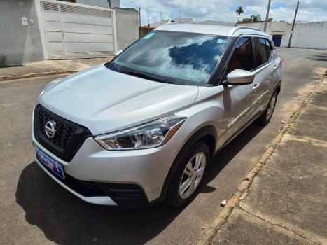 NISSAN Kicks 1.6 16V 4P FLEXSTART S DIRECT X-TRONIC AUTOMÁTICO CVT, Foto 3