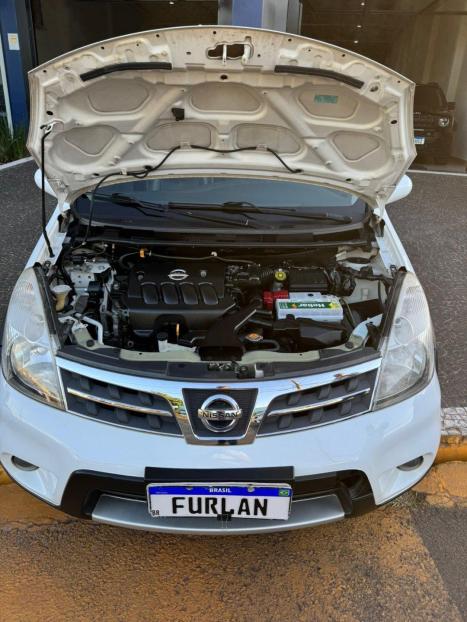 NISSAN Livina 1.8 16V 4P FLEX, Foto 5 NISSAN Livina 1.8 16V 4P FLEX, Foto 5