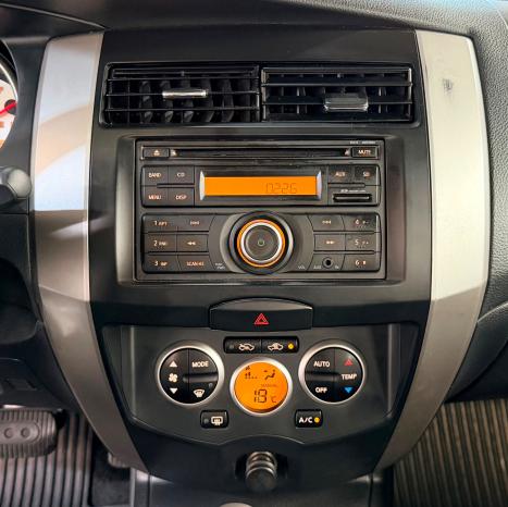 NISSAN Livina 1.8 16V 4P SL X-GEAR FLEX AUTOM�TICO, Foto 14