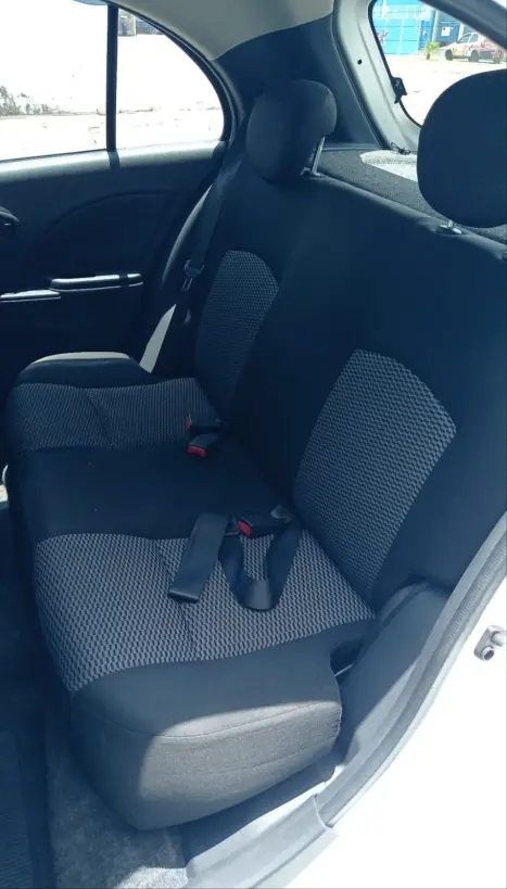 NISSAN March 1.0 12V 4P S FLEX, Foto 8