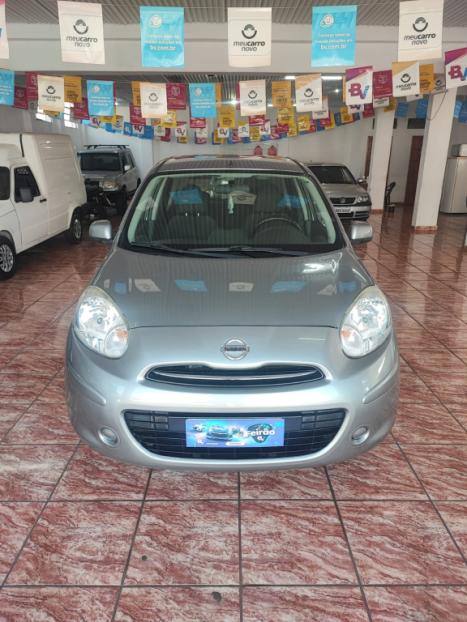 NISSAN March 1.0 16V 4P S FLEX, Foto 2