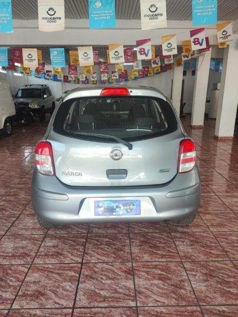 NISSAN March 1.0 16V 4P S FLEX, Foto 6