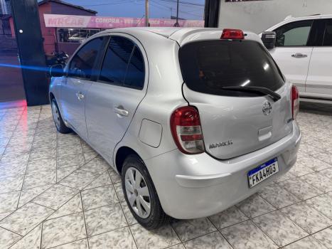 NISSAN March 1.0 16V 4P S FLEX, Foto 4