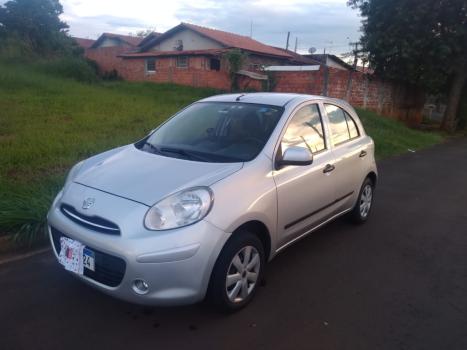 NISSAN March 1.0 16V 4P S FLEX, Foto 2