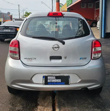 NISSAN March 1.0 16V 4P FLEX, Foto 6