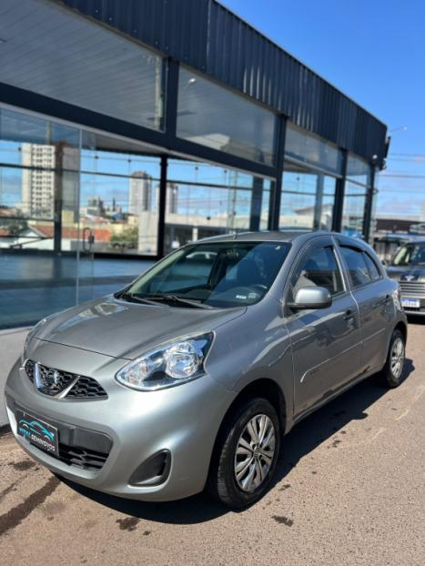 NISSAN March 1.0 16V 4P S FLEX, Foto 1