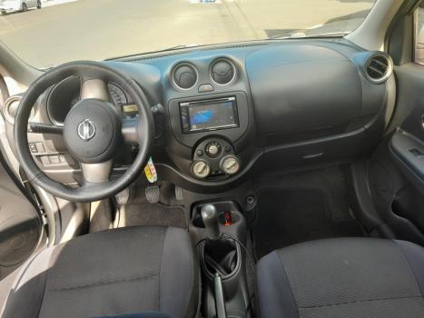 NISSAN March 1.6 16V 4P S RIO FLEX, Foto 6