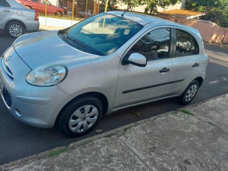 NISSAN March 1.6 16V 4P S RIO FLEX, Foto 2