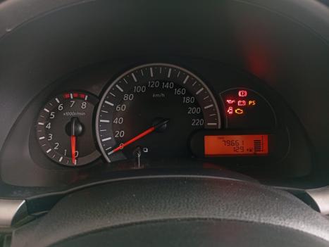 NISSAN March 1.6 16V 4P SV FLEX, Foto 8